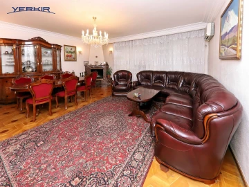 Apartments Code: 5+309333