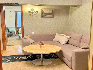 Կոմերցիոն Տարածքներ Կոդ` 4+910507