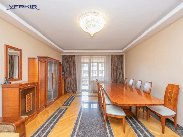 Բնակարաններ Կոդ` 5+317840