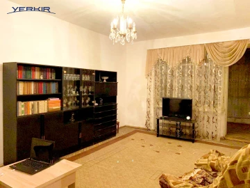 Apartments Code: 4+309438