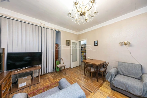 Apartments Code: 9+2874937