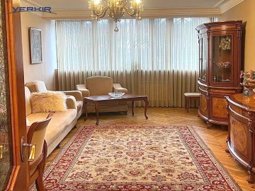 Կոմերցիոն Տարածքներ Կոդ` 4+910507