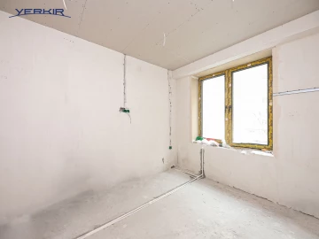 Բնակարաններ Կոդ` 5+321313