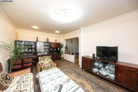 Apartments Code: 5+3480273