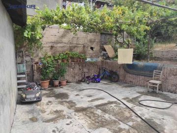 Land areas Code: 8+612438