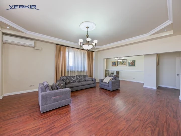 Բնակարաններ Կոդ` 10+419453