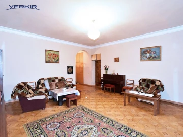 Apartments Code: 10+308330