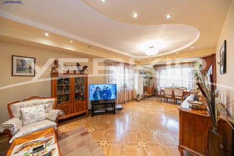 Квартиры Код 3+4750504