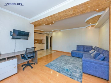 Բնակարաններ Կոդ` 5+218964