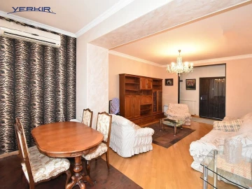 Apartments Code: 5+21257