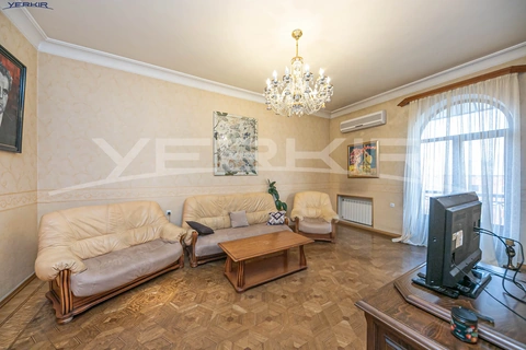 Բնակարաններ Կոդ` 1+8512796