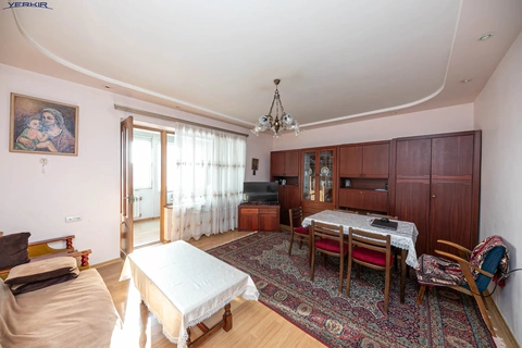 Բնակարաններ Կոդ` 10+2624743