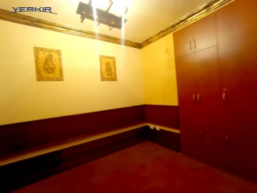 Կոմերցիոն Տարածքներ Կոդ` 10+906442