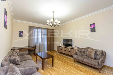 Apartments Code: 5+3470419