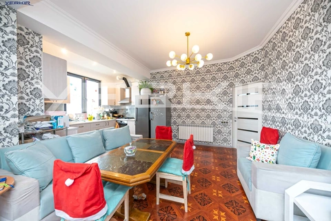 Բնակարաններ Կոդ` 3+4953851