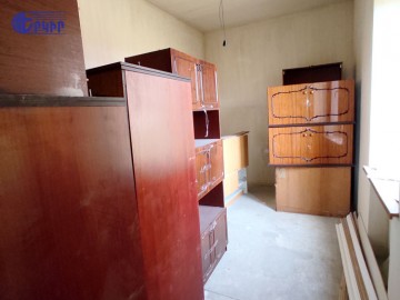 Houses Code: 3+502970