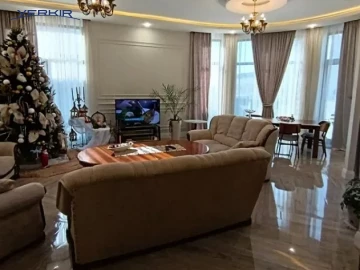 Houses Code: 1+520477