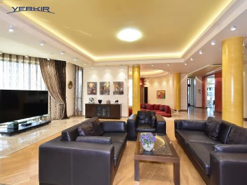 Houses Code: 2+509655