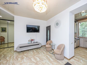 Квартиры Код 5+218975