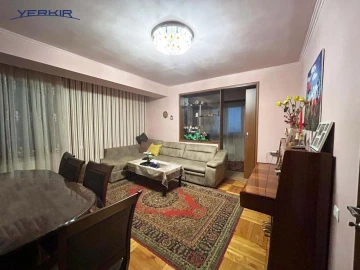 Բնակարաններ Կոդ` 5+315437