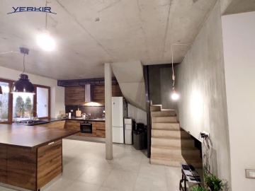 Houses Code: 10+508272