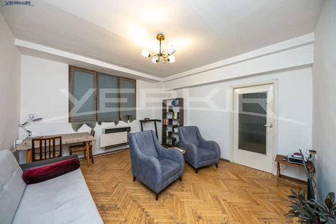 Apartments Code: 10+2862073