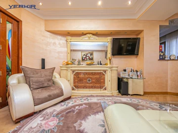 Apartments Code: 10+30600