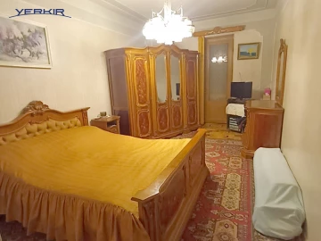 Բնակարաններ Կոդ` 10+308115