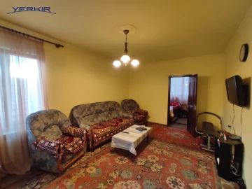 Բնակարաններ Կոդ` 10+214535