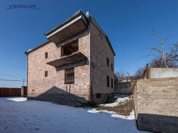 Houses Code: 3+515354