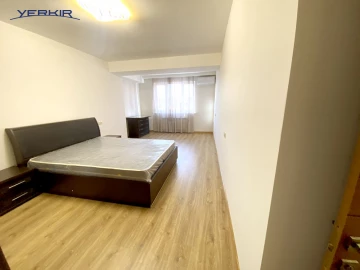 Apartments Code: 4+408415