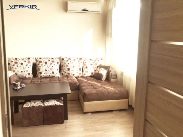 Apartments Code: 8+207493