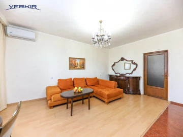 Apartments Code: 4+213951