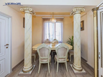 Apartments Code: 9+319607