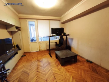 Բնակարաններ Կոդ` 5+213348