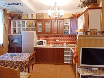 Apartments Code: 9+110181