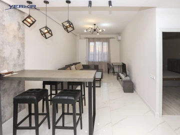 Բնակարաններ Կոդ` 10+221567