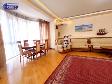 Բնակարաններ Կոդ` 5+33379