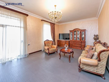 Houses Code: 10+518036