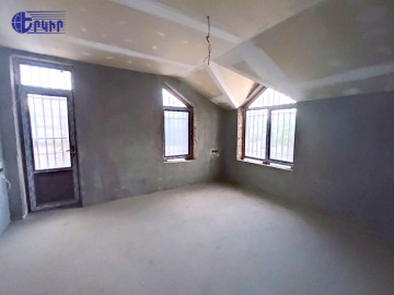 Houses Code: 3+504201