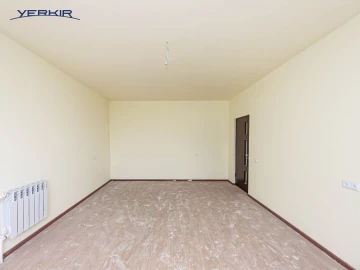 Բնակարաններ Կոդ` 5+215748