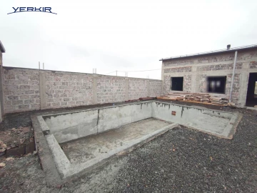 Houses Code: 8+521616