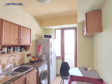 Apartments Code: 10+308316