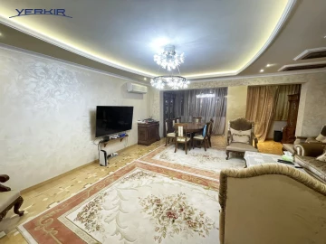 Apartments Code: 5+814135