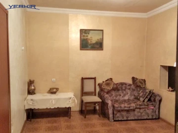 Առանձնատներ Կոդ` 9+50023