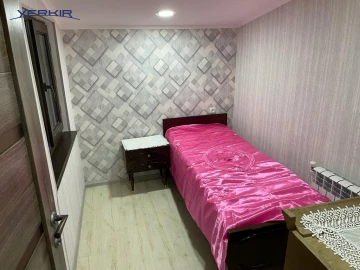 Houses Code: 5+516211