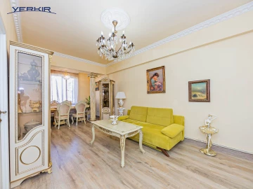 Apartments Code: 9+319607