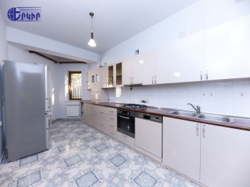 Houses Code: 5+50112