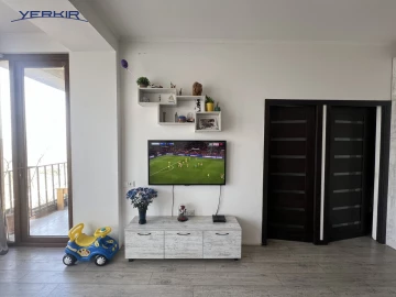 Apartments Code: 9+2675793