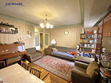 Բնակարաններ Կոդ` 3+215400